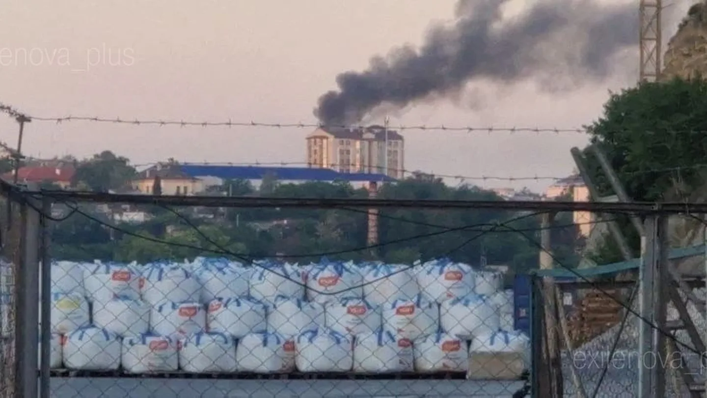 Nachtliche Luftangriffe auf mehrere Ziele in Russland und auf der Krim.